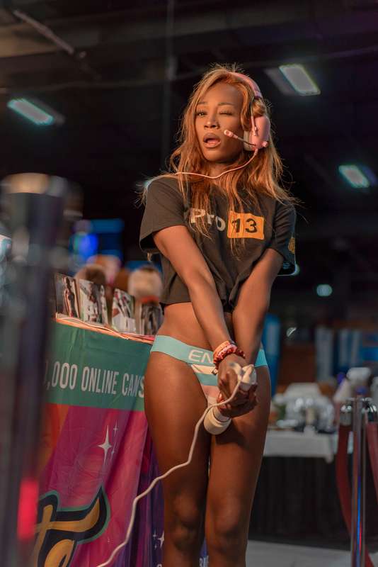 who’s got better moves—you or me? show me in the dms