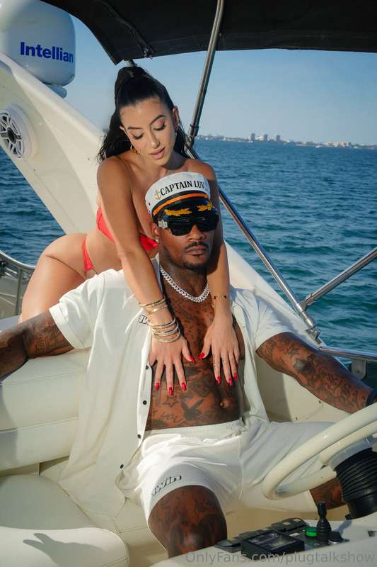 @lenatheplug is going round TWO with Jason Luv on The Luv Bo..