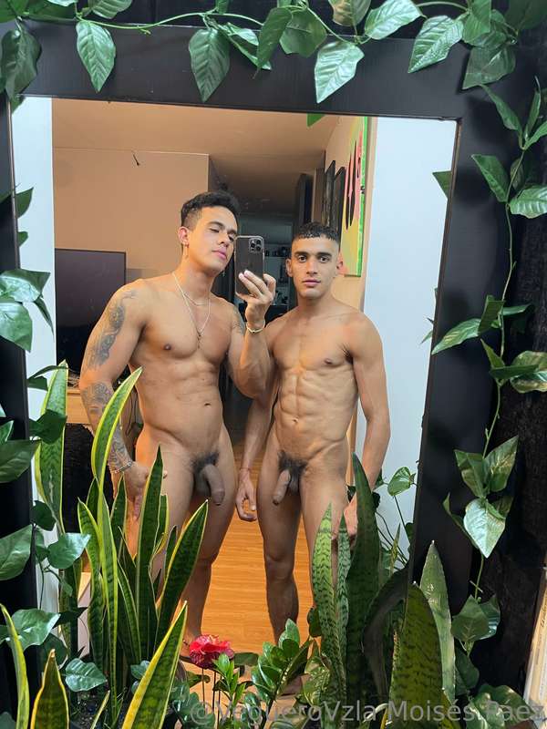 Veguerovzla - Onlyfans - 02 Apr, 2023