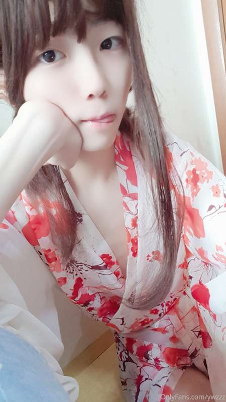 im going to buy a transparent color dildo
and few new cloth 11