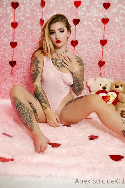 Happy Valentine’s Day babes!! Here’s part 1😆 29
