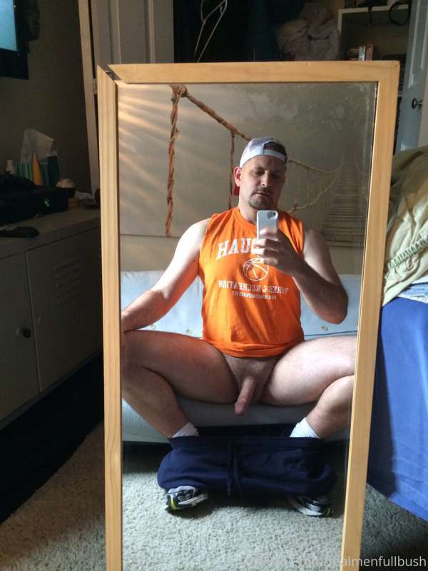 Here are some pics of me wearing my favorite running shirt. .. 3