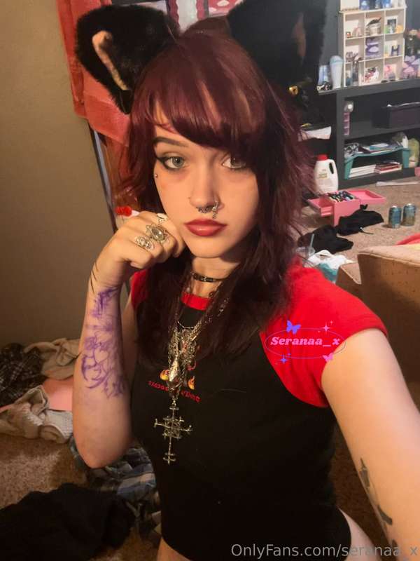 i wanna be someone’s pet🐱 2