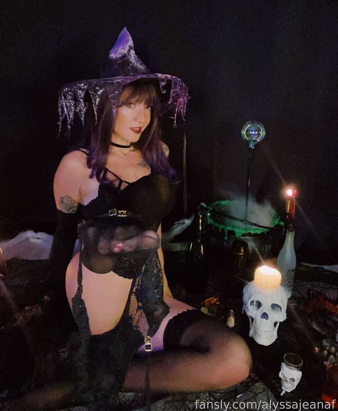 Alyssajeanaf - Fansly - 25 Oct, 2024 11