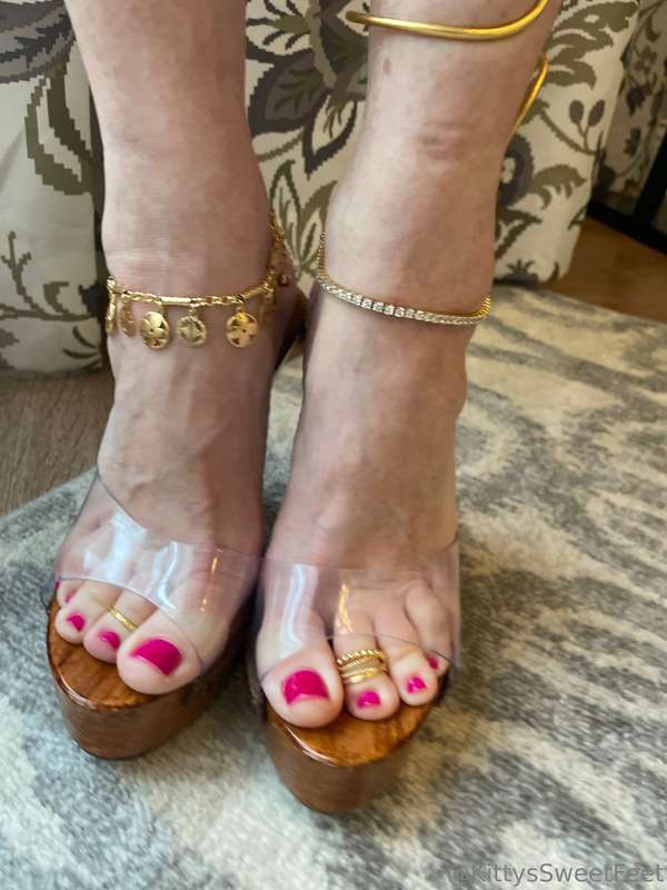 The most perfect foot fetish shoes Evah! Did you catch my Ne.. 6