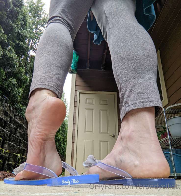 Happy Flip Flop Friday 😍