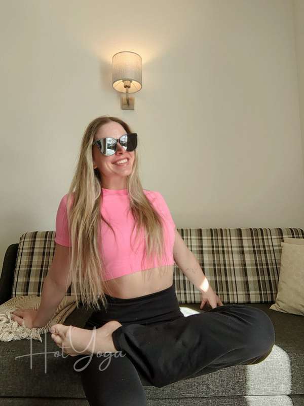 Am I your dream girl? 💗