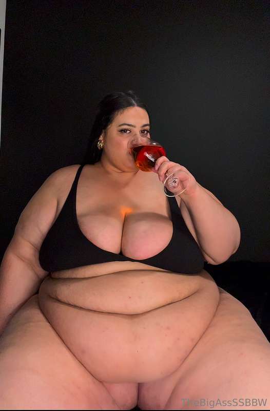 I’m loving wine lately, it’s really helping fatten me up