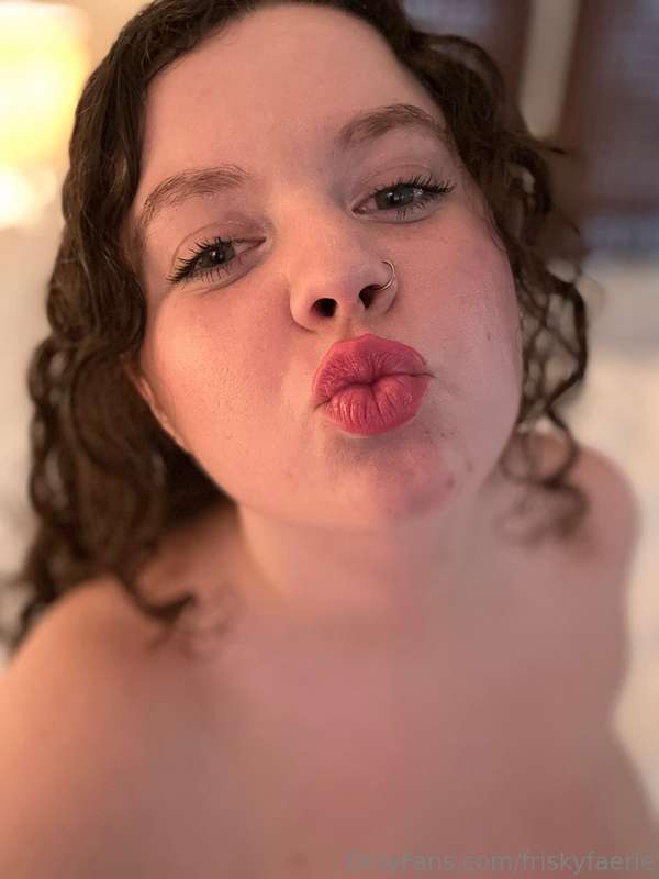 💋