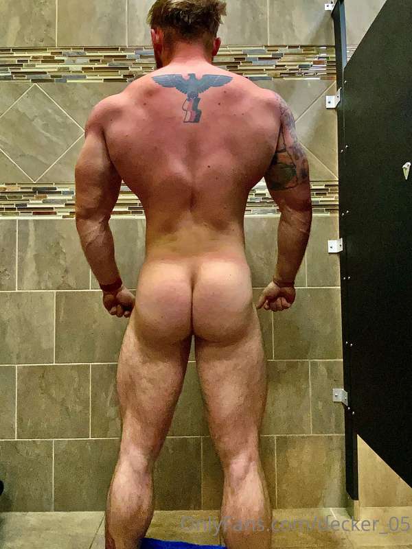 😍 Baby got back?
