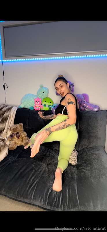 Are you a foot guy? 😈 1