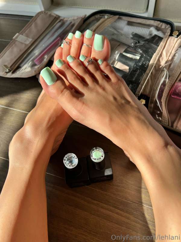 I love this colour so much, it’s turning me on 🤭💕💅🏼 2