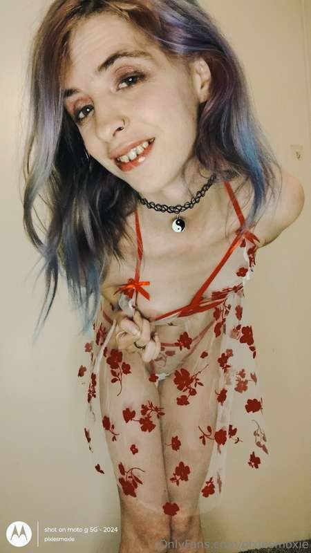 Pixiesmoxie - Onlyfans - 24 Nov, 2024 3