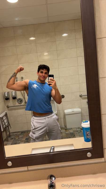 Chriswo - Onlyfans - 20 Jun, 2025 1
