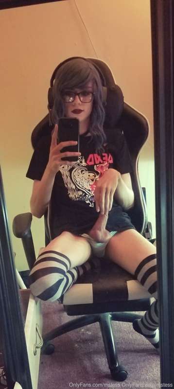 Thigh highss 3