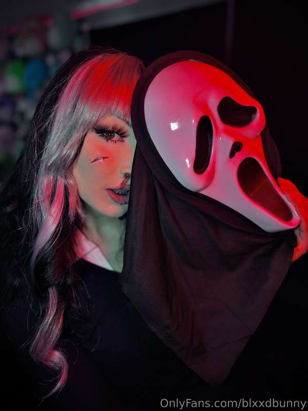 👻 3