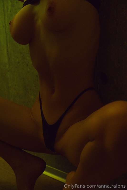 Anna.Ralphs - Onlyfans - 10 Nov, 2023 11