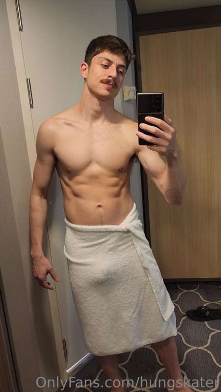 I've got something under my towel for you 😈