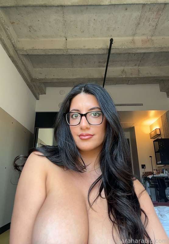 Saraharabic - Fansly - 15 Aug, 2024 35