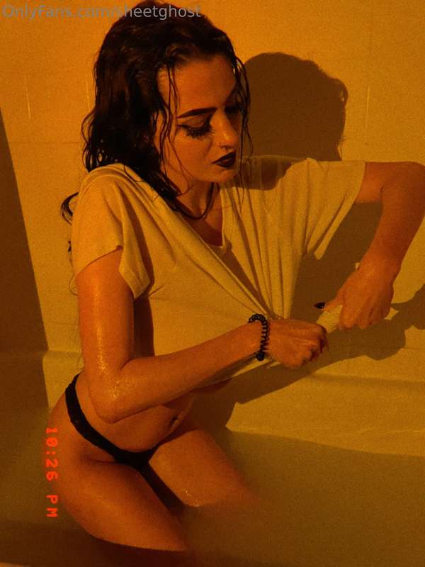 wet t-shirt contest runner-up
