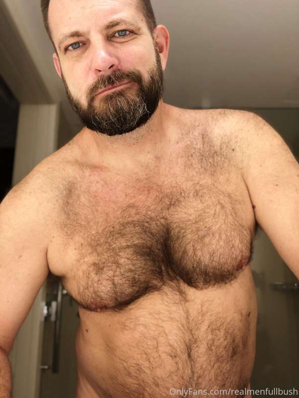Had some magical lighting in the hotel bathroom in DC.   Tho..