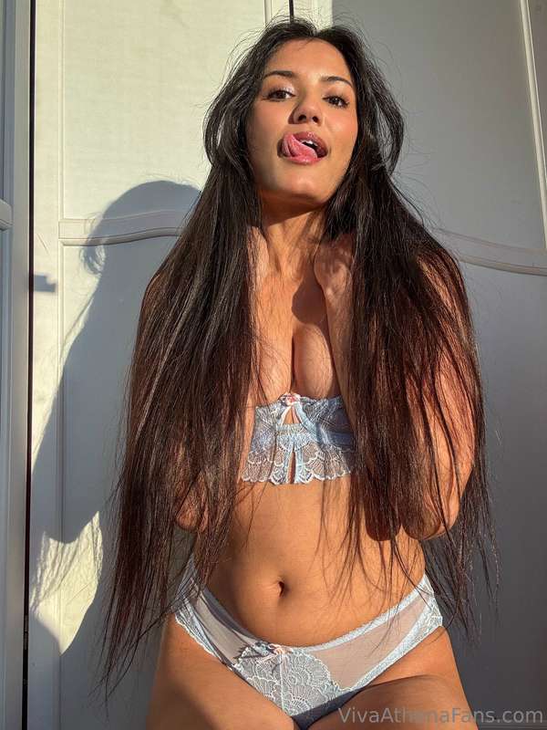 small boobies are squishy too 😛