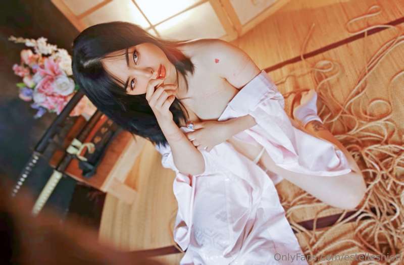 Estelleshiori - Onlyfans - 18 Aug, 2024