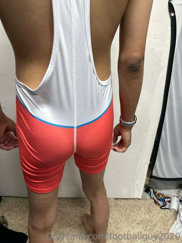A NEW private - showing off a singlet!! 14