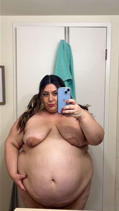 Nudes I just took tonight for you guys 👅 do you like my pig .. 7