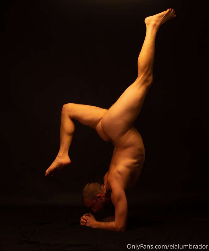 Photoshoot. Yoga. Model: @nakedyogamen 2