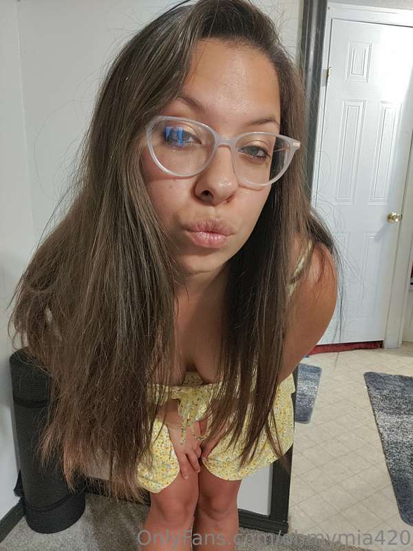 Mwuahhhh a big kiss for ALL my amazing OnlyFans Lovers!! 💖💖 ..