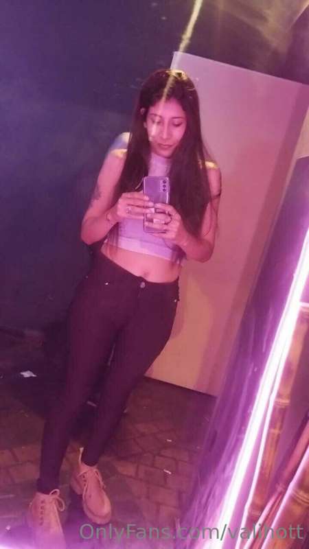 a little outing alone 🔥