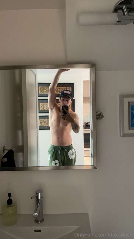 sup 2