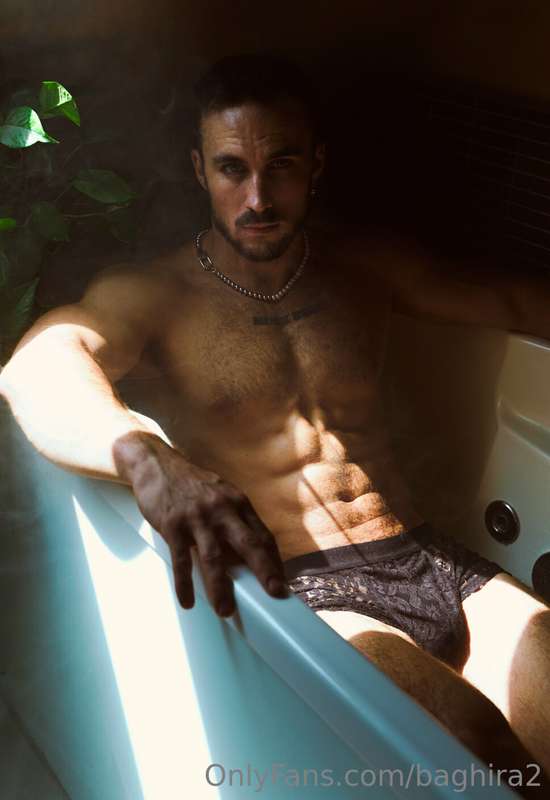 Sunbath☀️🛁