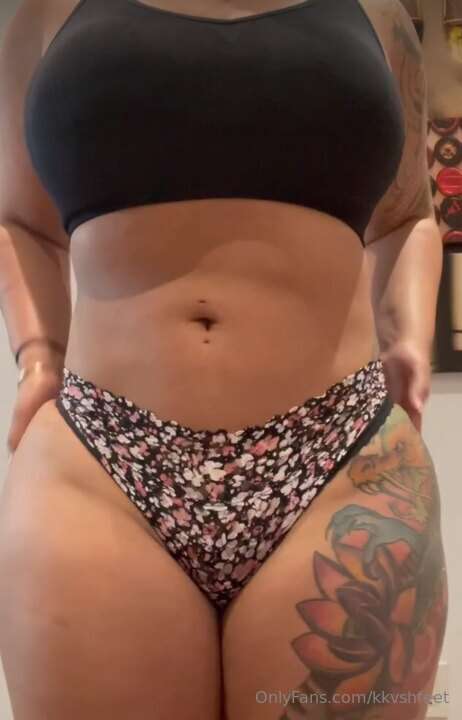 I love to shake it for my hottest fans - Unlock this juicy s..