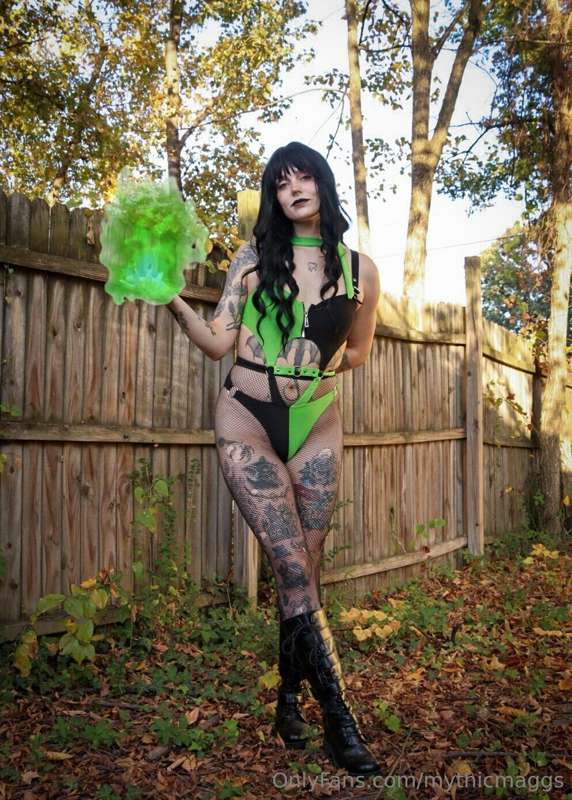 I'm proud of these pics and this cosplay in general! Do you .. 1