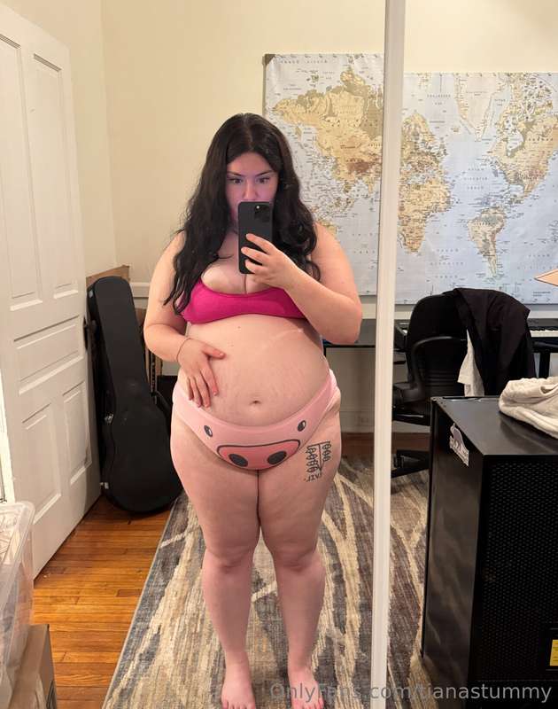new house goofin in the piggy panties!!also nvr knew the bac.. 13
