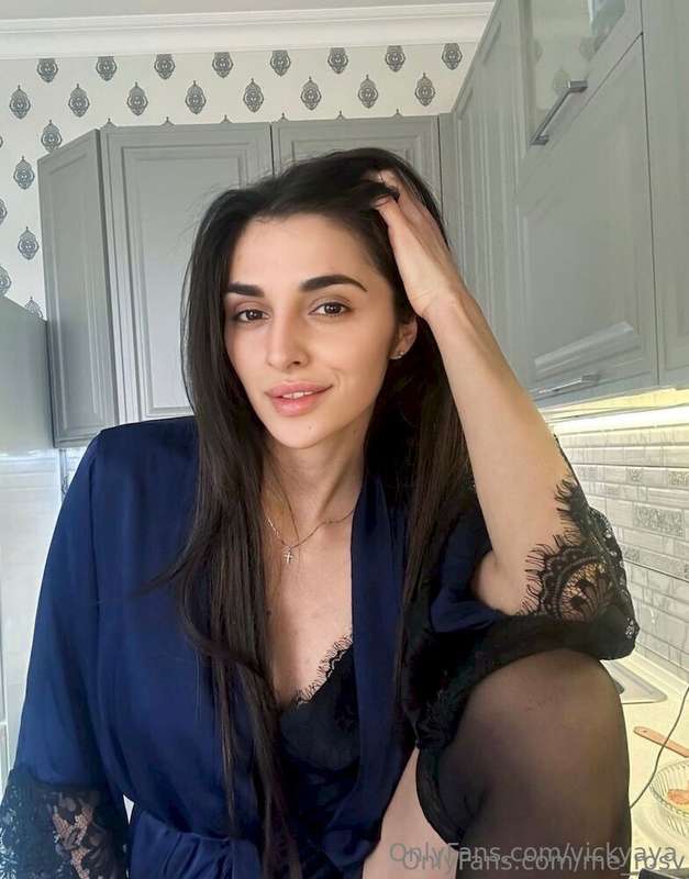 𝐅𝐑𝐄𝐄𝐄 𝐒𝐔𝐁𝐒𝐂𝐑𝐈𝐏𝐓𝐈𝐎𝐍🟢CLICK HERE - @rosy_mur🟢This cutie is onli..