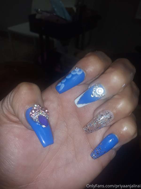 My avn nails