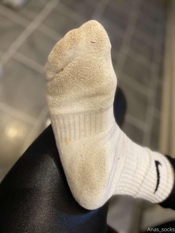 My sweaty dirty Nike socks are ready to make a custom video ..