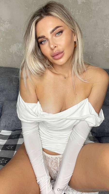 WOW WOW WOW!! @diva_victoria she is truly UNIQUE..💋because y..