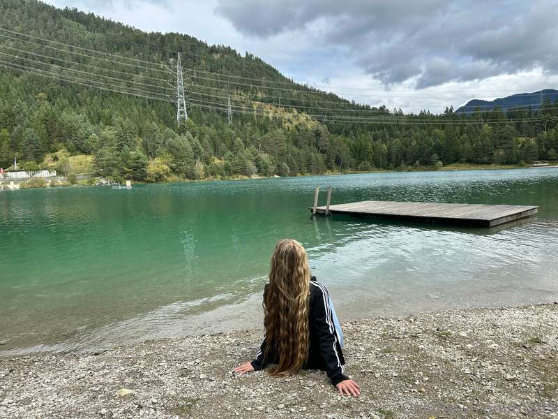 omg this lake is just beautiful 😍 #austria #lake #mountains ..
