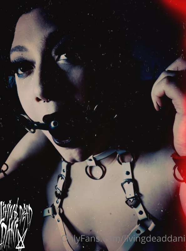 Livingdeaddani - Onlyfans - 18 Jun, 2022 2