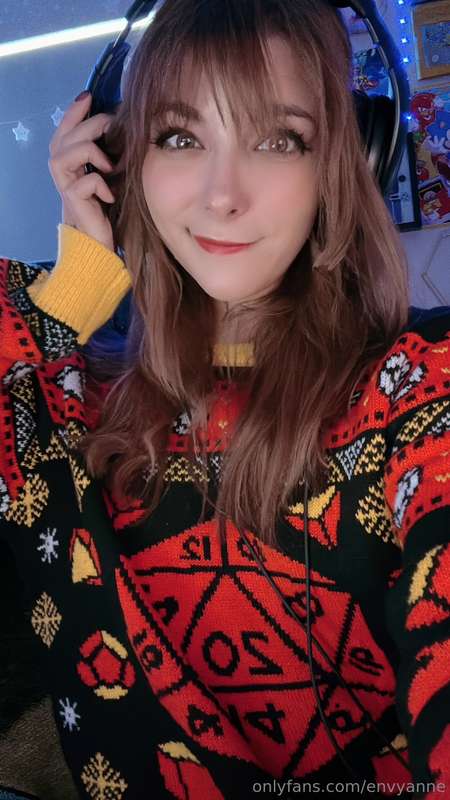 Going live on Twitch~ Come hang out and get to know me a lit..