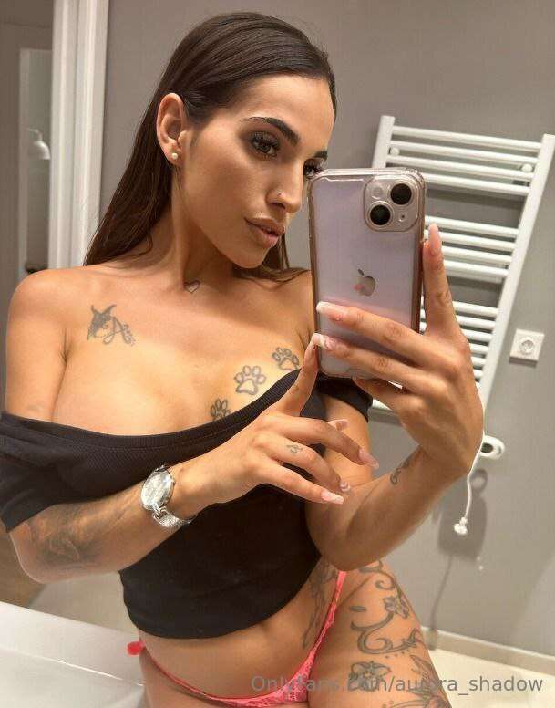 Hi! I'm @yassmmiina it's a pleasure to have you here! 💋I lov..