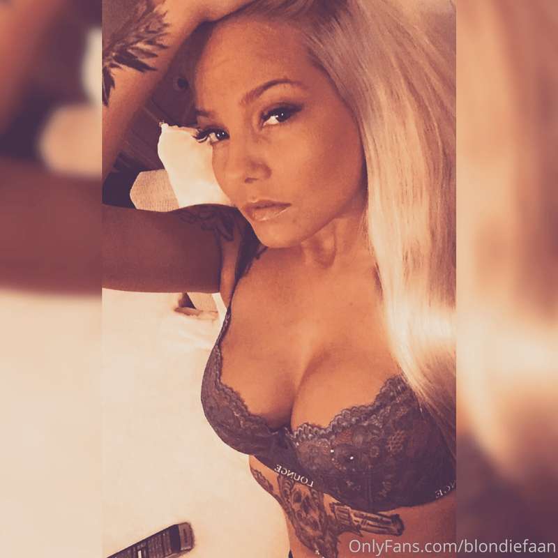 Blondiefaen - Onlyfans - 01 Mar, 2020