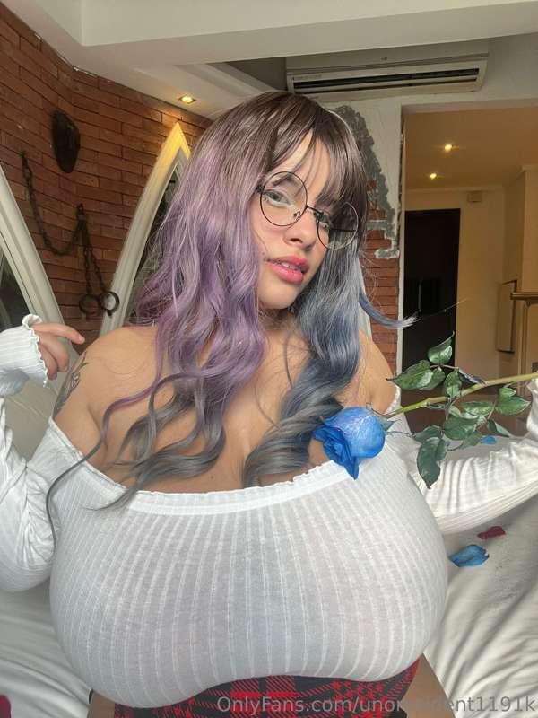 Si juegas conmigo, que sea en mi cama🔥🔥🔥🔥🔥 1