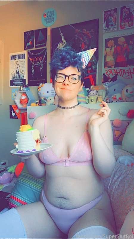 Superslutboi - Fansly - 16 Sep, 2021 3