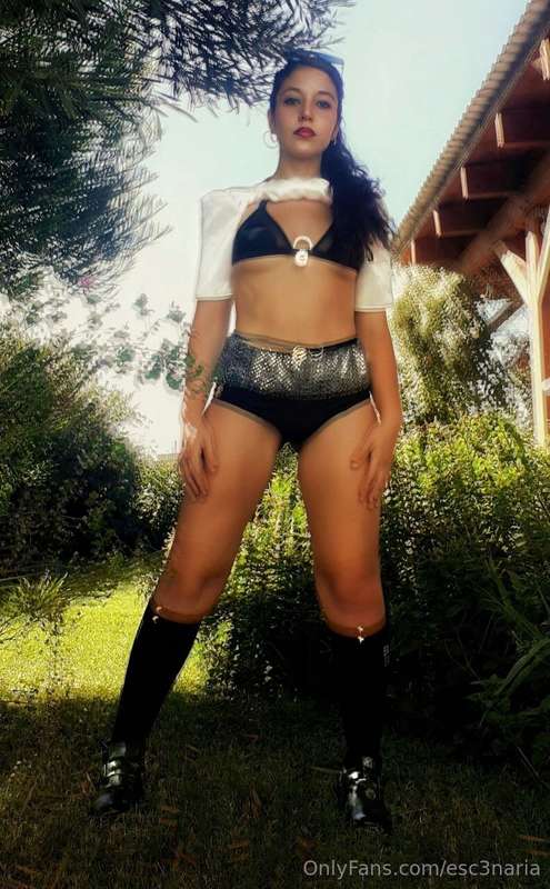 who's to see how I take off my clothes? ❤️‍🔥