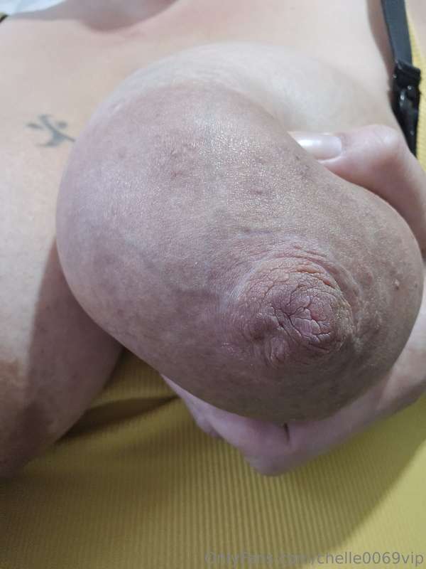 Titty day stuff 😘 8